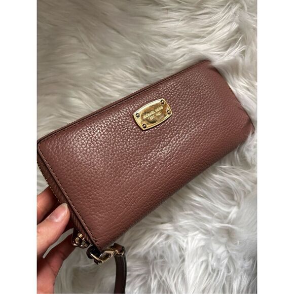 MICHAEL KORS Wallet wristlet brown Gold Zip Around MK Wristlet - Picture 1 of 5